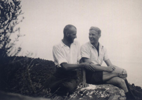 Alfons Hochhauser und Werner Helwig
 
z.Zt. der Entstehung der
 
RAUBFISCHER IN HELLAS (1935)